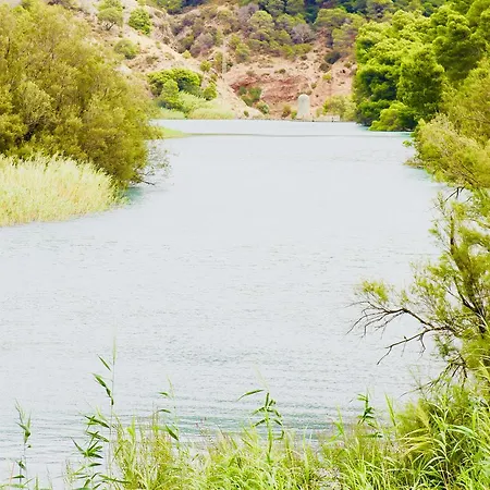 Lo Vela Zen Comares