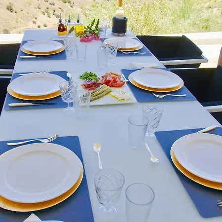 Lo Vela Zen Bed and breakfast 3*